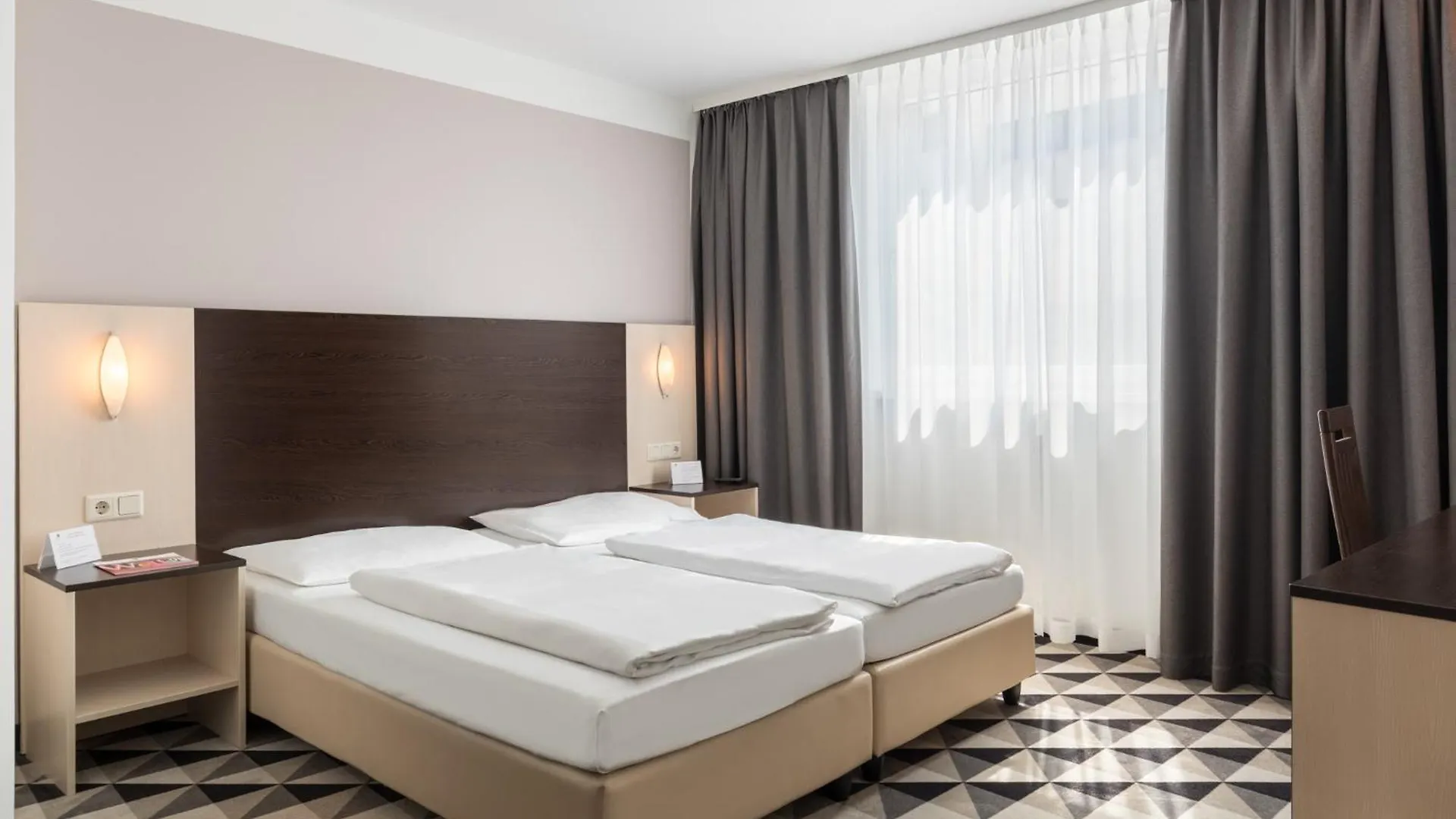 Hotel Acom-Hotel Vienne